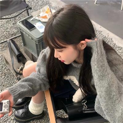 英格丽向西行封面