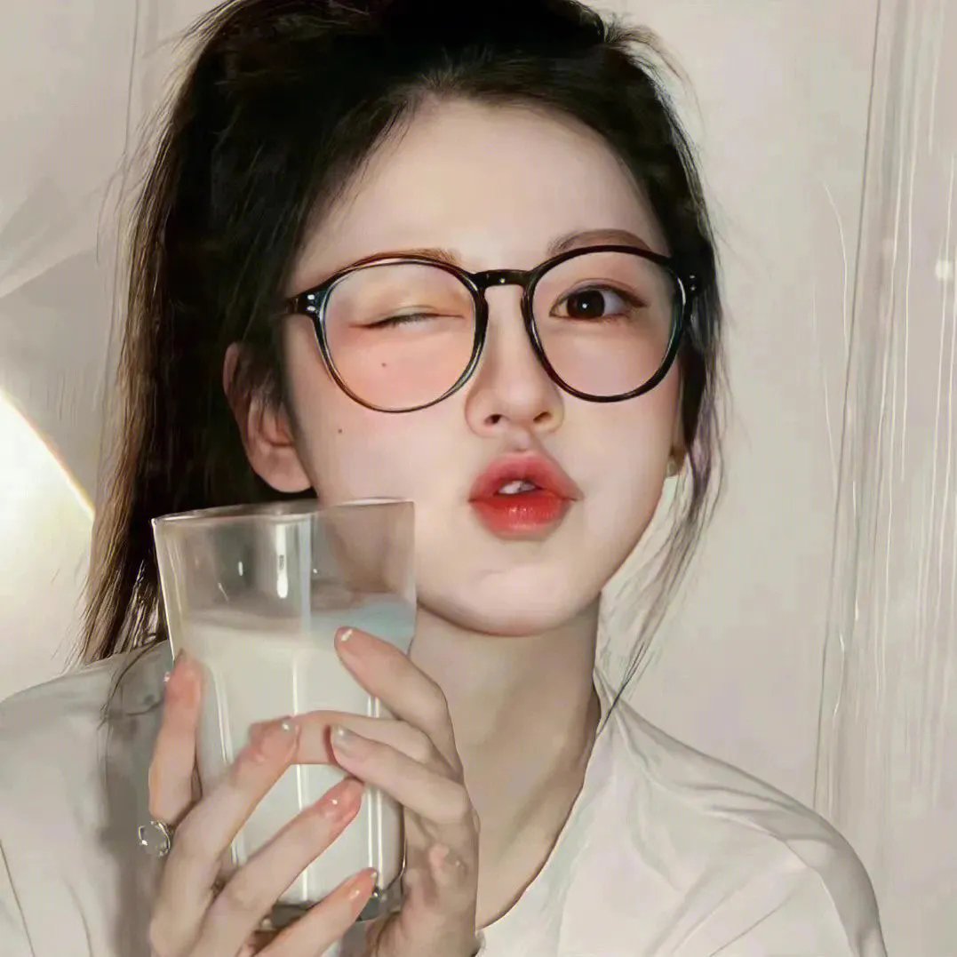 白色横幅封面